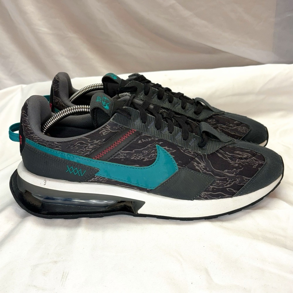 Nike Air Max Pre Day Shoes Mens Size 11.5 Black Gray Running Sneakers DH4642-001